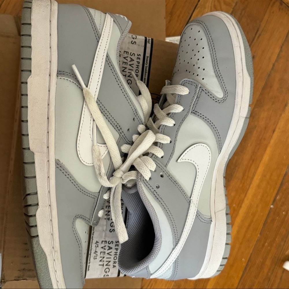 Nike Dunks - Picture 2 of 3